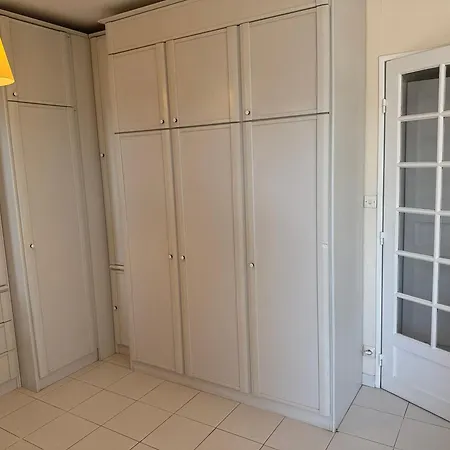 En Front De Avec Balcon * Saint-Raphaël