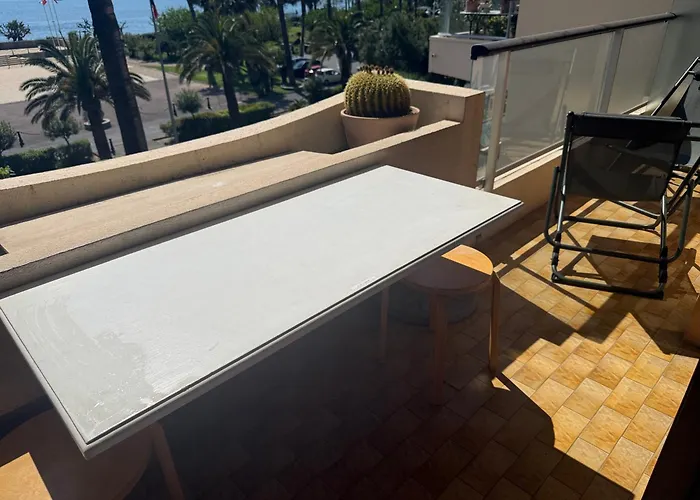 Апартаменты En Front De Avec Balcon